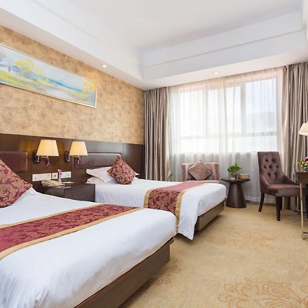 Shanghai Yueshangju Holiday Hotel Exterior photo