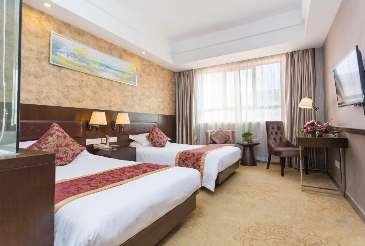 Shanghai Yueshangju Holiday Hotel Exterior photo